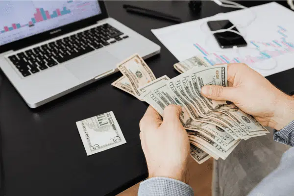 Investor counts his money